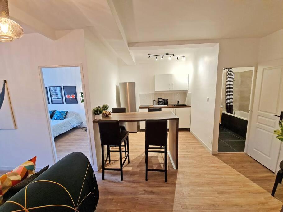 Gregbnb - T2 Design 43M2 - Toulon Est - Wifi Fibre - N2 מראה חיצוני תמונה